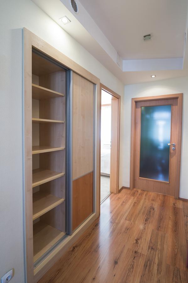 Lujzi Apartman Eger Exteriér fotografie